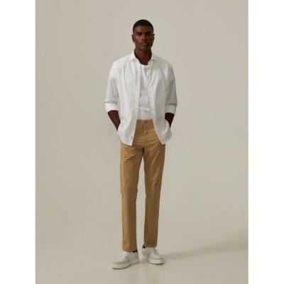 Calças chino slim fit Decenio