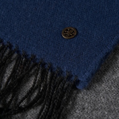 Cachecol tricolor com franjas Lion of Porches