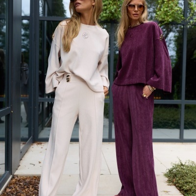 Calça C/Aplicação Swallow