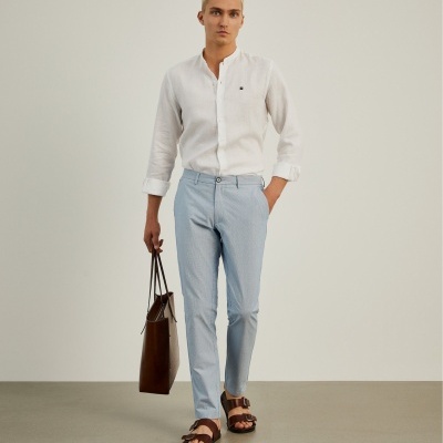 Calças chino slim fit padrão de riscas Lion of Porches