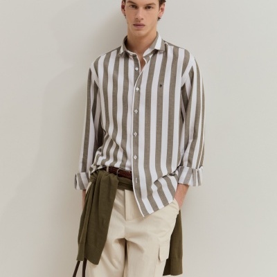 Camisa Slim fit às riscas em liocel e linho Lion of Porches