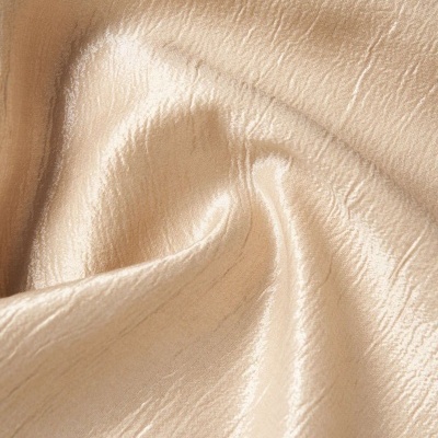 Top em tecido acetinado Decenio