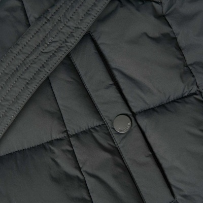 Blazer comprido acolchoado com cinto Decenio