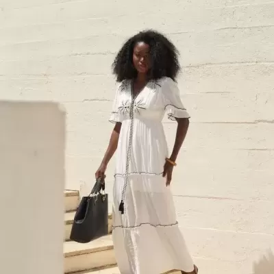 Vestido Comprido com Bordados Spaccio