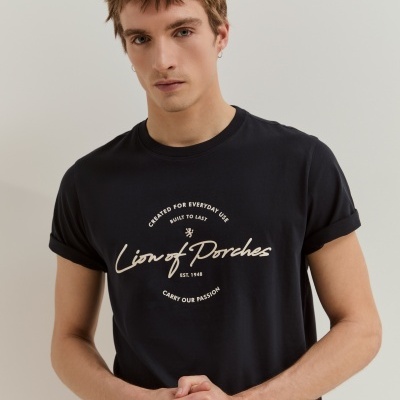 T-shirt em algodão Lion of Porches