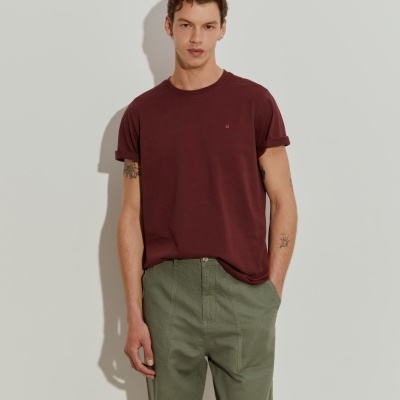 T-shirt básica de algodão Lion of Porches