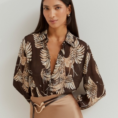 Camisa fluída estampada com motivo de asas Lion of Porches