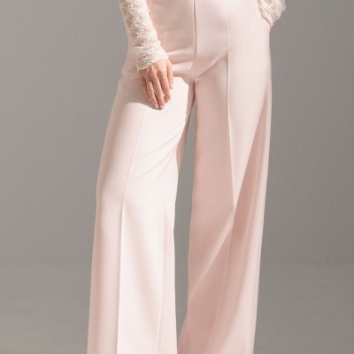 Calça clássica com botão metálico personalizado Ferrache