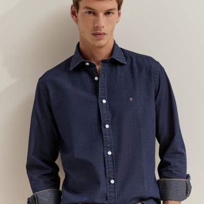 Camisa slim fit com textura Lion of Porches