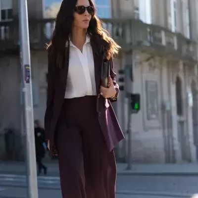 Blusa com mini folho na gola Scripta