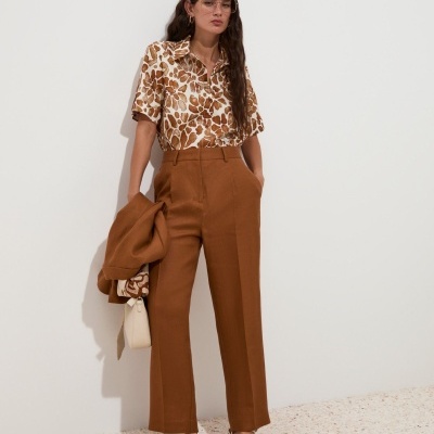 Calças em 100% linho Decenio