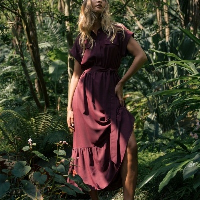 Vestido midi com cinto e folho inferior Ferrache