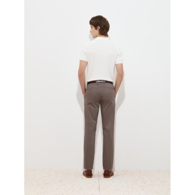 Calças chino regular fit Decenio