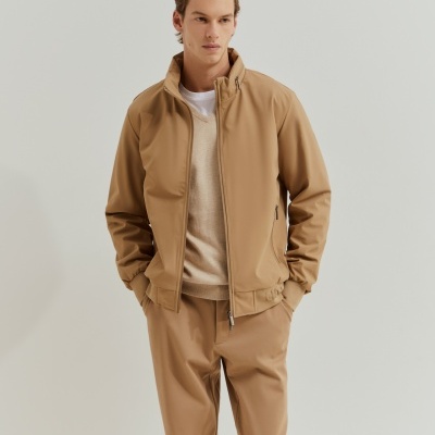 Blusão acolchoado com capuz embutido Lion of Porches