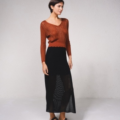 Saia em malha aberta com racha lateral SMF