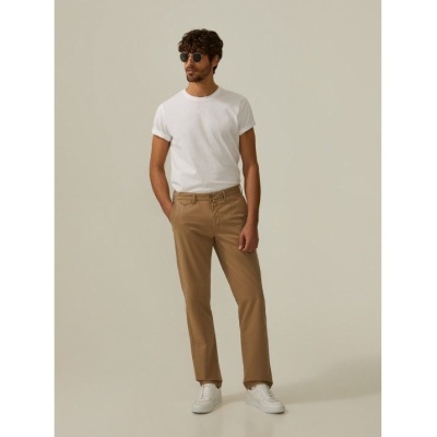 Calças chino regular fit Decenio
