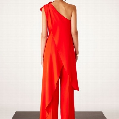 MACACÃO ASSIMÉTRICO FLOR CARLA RUIZ