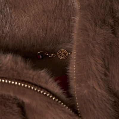 Casaco de pelo com mangas raglan Lion of Porches