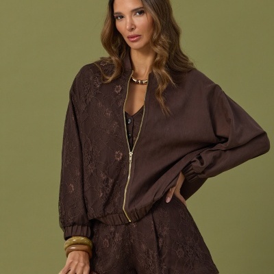 Bomber com renda Swallow