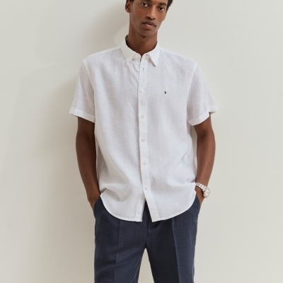 Camisa Regular Fit manga curta Lion of Porches