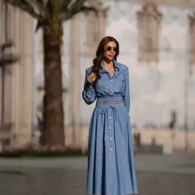 Saia Midi às Riscas com Cintura Franzida Sahoco