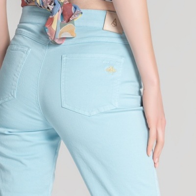 Calças de sarja tingida Ana Sousa