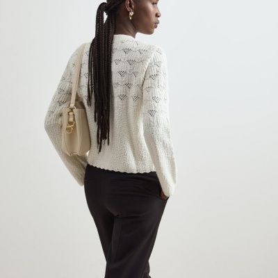 Casaco Tricotado com Botões Dourados Decenio