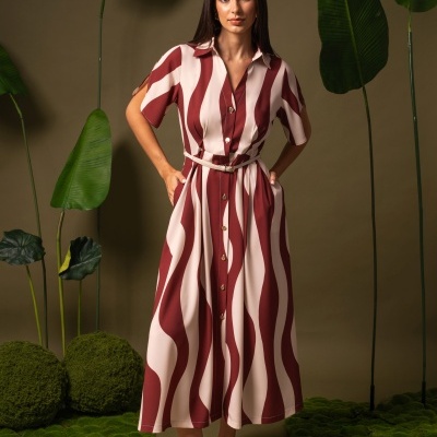 Vestido midi estampado com cinto fino Ferrache