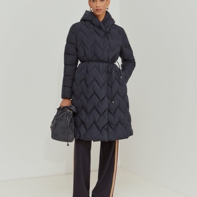 Blusão Acolchoado Comprido Lion of Porches