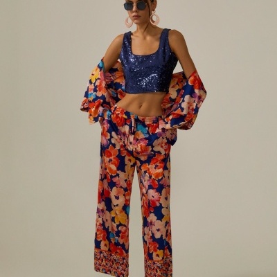 Calças fluidas padrão floral Decenio