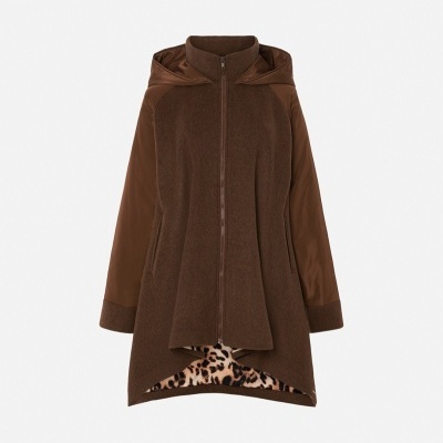 Casaco com capuz e contraste de tecidos Scripta