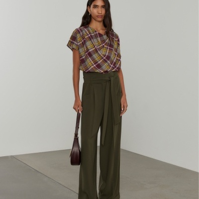 Calças pantalona com cinto Lion of Porches