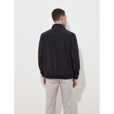 Blusão em tecido técnico Decenio