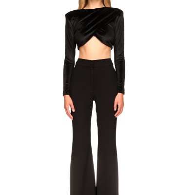 Crop top em veludo detalhe cruzado Sahoco x GM