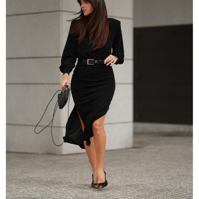 Vestido midi com abertura nas costas e cinto Scripta
