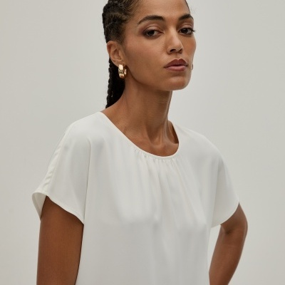 Blusa fluida manga curta Decenio