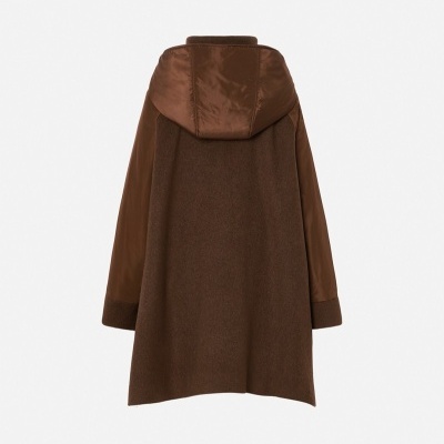 Casaco com capuz e contraste de tecidos Scripta