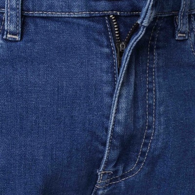 Calças para homem jeans slim fit com cinco bolsos  Lion Of Porches