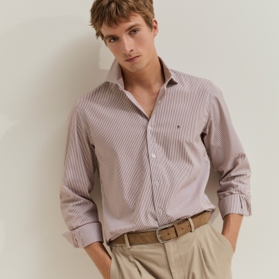 Camisa slim fit às riscas Lion of Porches