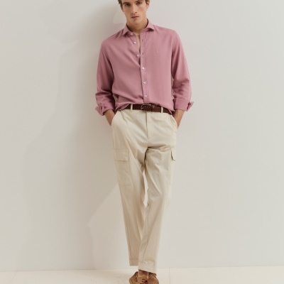 Camisa slim fit em liocel e linho Lion of Porches
