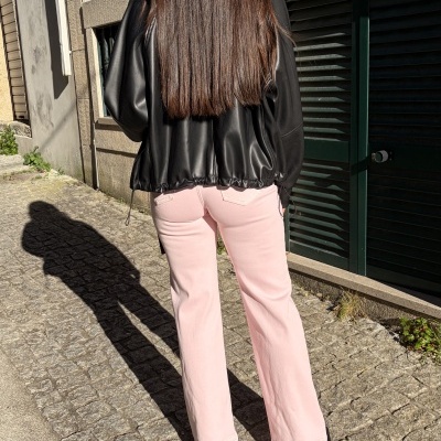 Blusão em efeito pele com cintura ajustável Ferrache