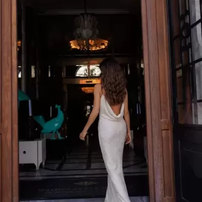 Vestido comprido de costas abertas Scripta