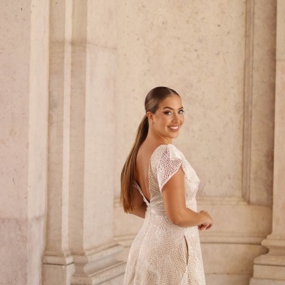 Vestido midi em renda Scripta