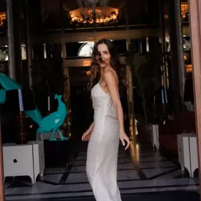 Vestido comprido de costas abertas Scripta