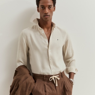 Camisa slim fit em linho Lion of Porches