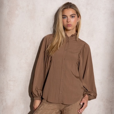 Blusa com mangas balão SMF