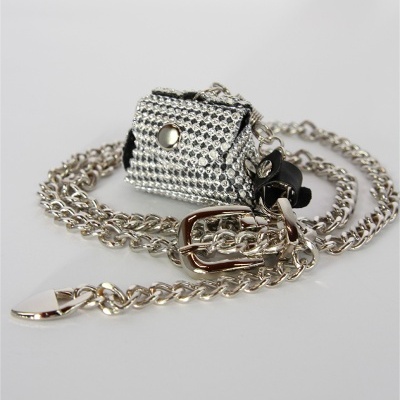 Cinto corrente com mini bolsa Sahoco