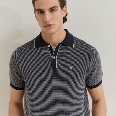 Polo de manga curta em malha de algodão Lion of Porches