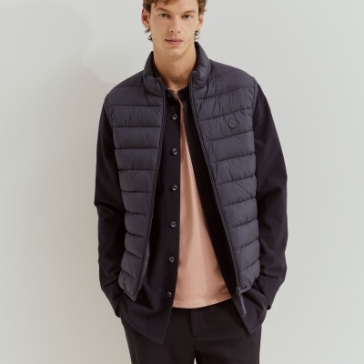 Colete acolchoado gola alta Lion of Porches