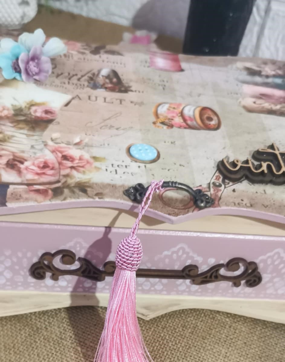 Caixa de Costura "Vintage"